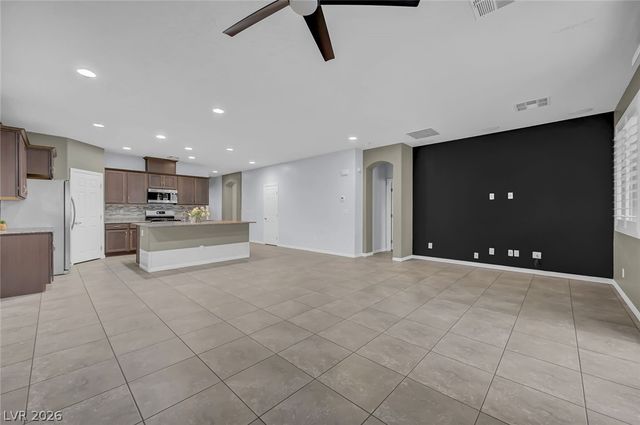 5636 Akula Bay Street, North Las Vegas, NV 89081