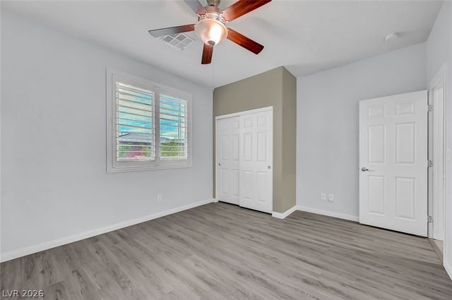 5636 Akula Bay Street, North Las Vegas, NV 89081