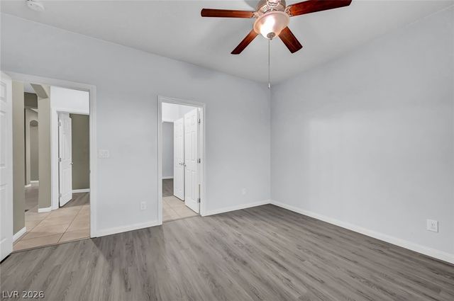 5636 Akula Bay Street, North Las Vegas, NV 89081