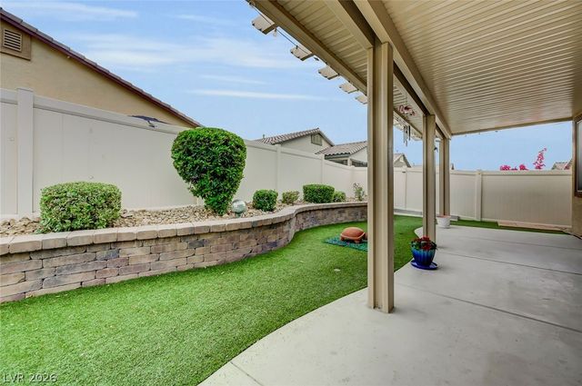 5636 Akula Bay Street, North Las Vegas, NV 89081