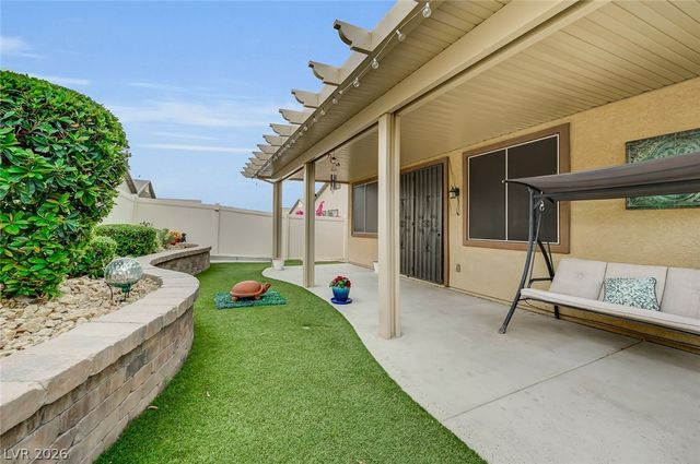 5636 Akula Bay Street, North Las Vegas, NV 89081