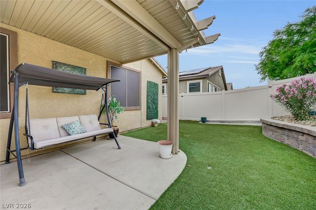 5636 Akula Bay Street, North Las Vegas, NV 89081