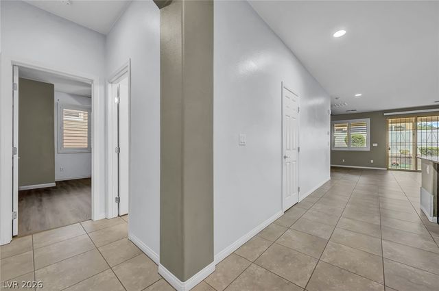 5636 Akula Bay Street, North Las Vegas, NV 89081