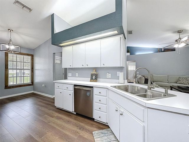 1763 KINSMAN WAY, Lakeland, FL 33809