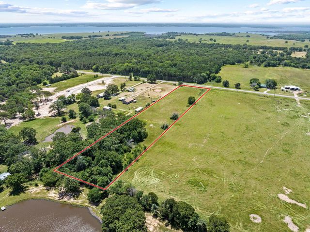 7203 E Fm 1396, Telephone, TX 75488