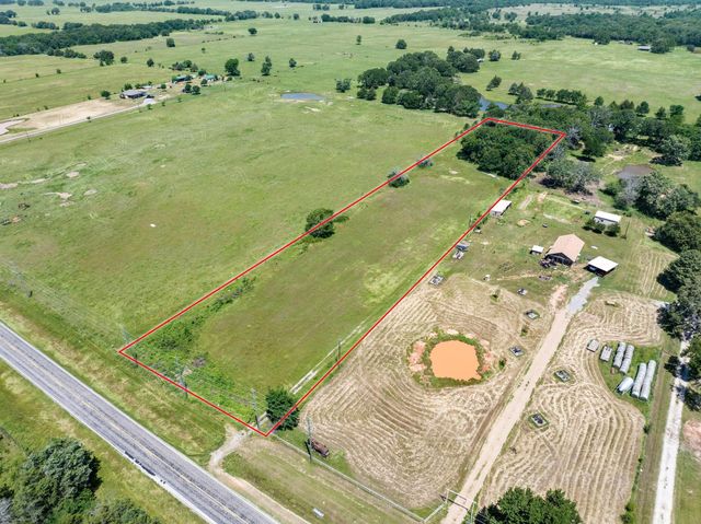 7203 E Fm 1396, Telephone, TX 75488