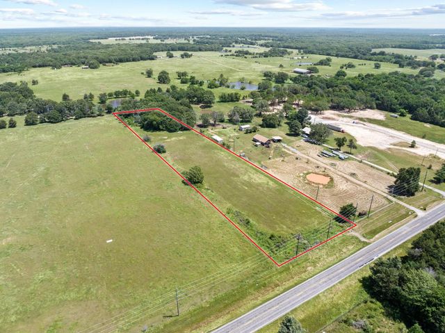 7203 E Fm 1396, Telephone, TX 75488