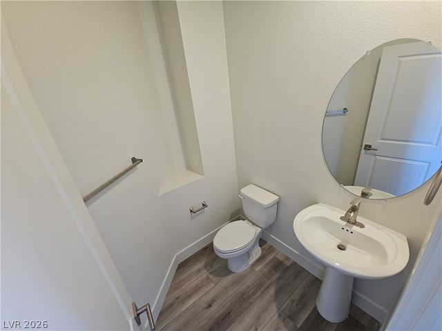 2467 Tom Collins Drive, Las Vegas, NV 89121