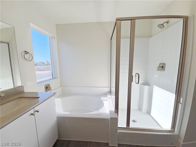 2467 Tom Collins Drive, Las Vegas, NV 89121