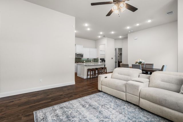 2035 Sherwood Drive, Garland, TX 75041