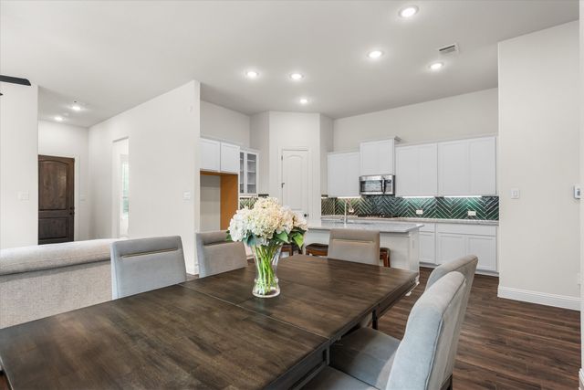 2035 Sherwood Drive, Garland, TX 75041
