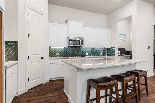 2035 Sherwood Drive, Garland, TX 75041