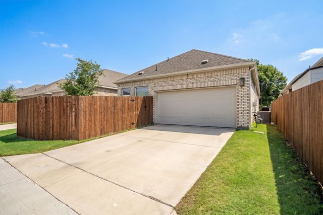 2035 Sherwood Drive, Garland, TX 75041