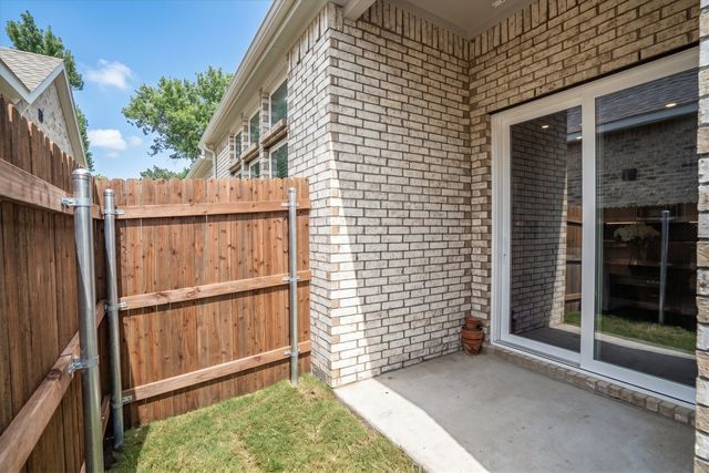 2035 Sherwood Drive, Garland, TX 75041