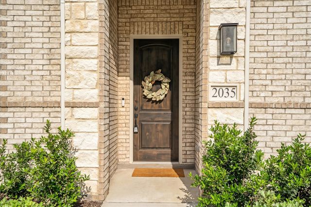 2035 Sherwood Drive, Garland, TX 75041