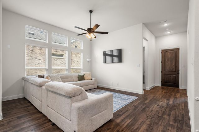 2035 Sherwood Drive, Garland, TX 75041