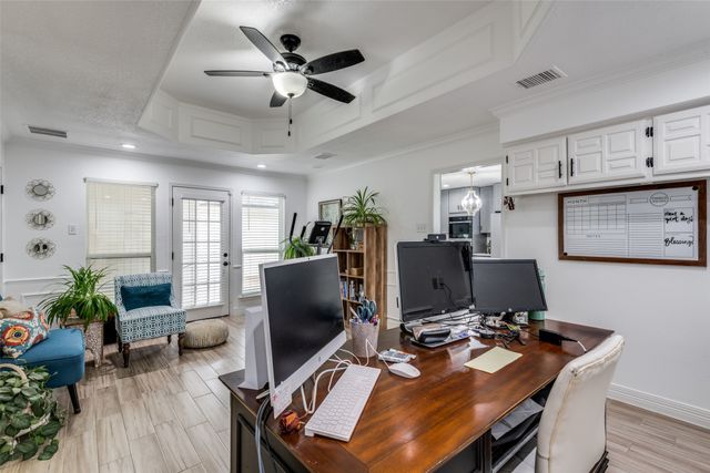 1301 Davis Lane, Terrell, TX 75160