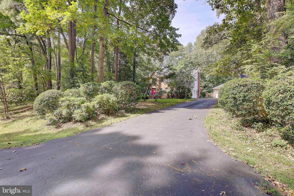 7421 STONE CT, St Leonard, MD 20685