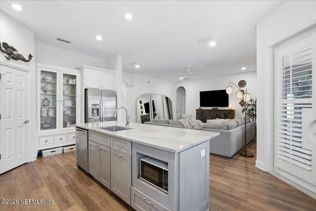 10 NANTUCKET ISLAND Court, Ponte Vedra, FL 32081