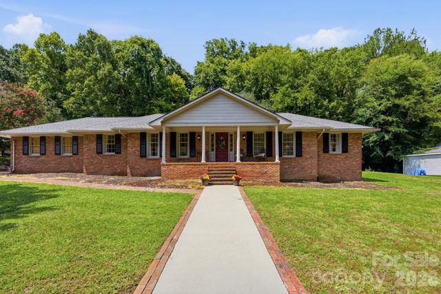 185 Hillcrest Avenue SE, Concord, NC 28025