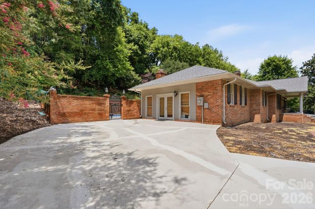 185 Hillcrest Avenue SE, Concord, NC 28025