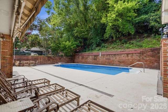 185 Hillcrest Avenue SE, Concord, NC 28025