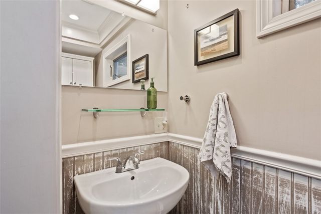 62 Sweetfern Road, Warwick, RI 02888