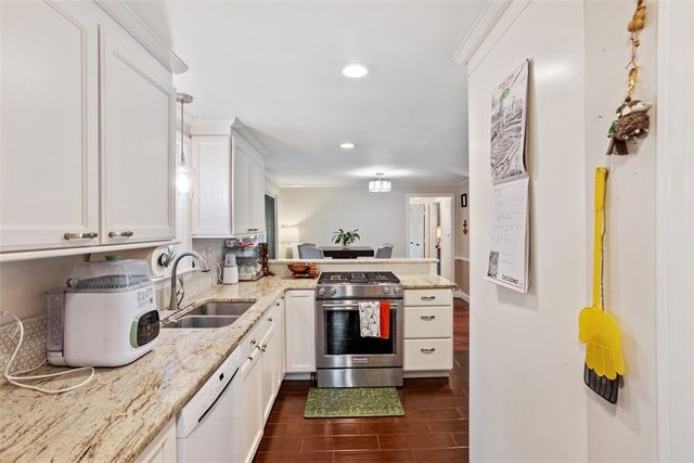 62 Sweetfern Road, Warwick, RI 02888