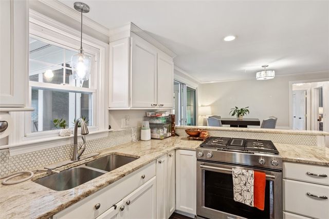 62 Sweetfern Road, Warwick, RI 02888
