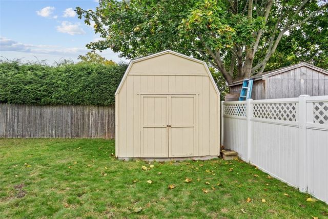 62 Sweetfern Road, Warwick, RI 02888
