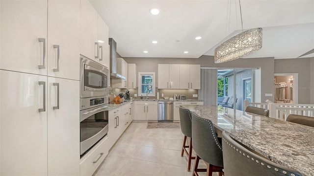 3610 BAYOU CIRCLE, Longboat Key, FL 34228