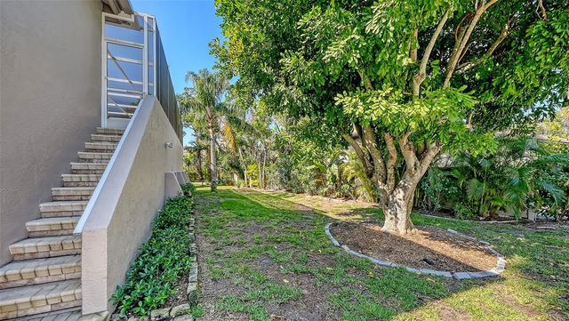 3610 BAYOU CIRCLE, Longboat Key, FL 34228