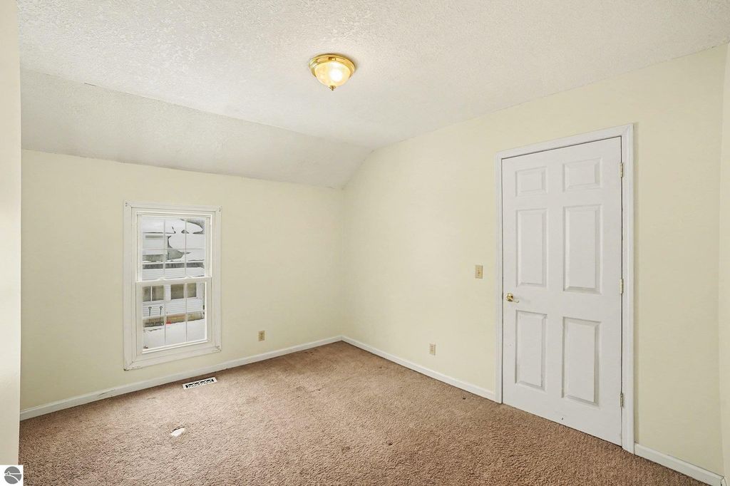 Image 29 of property listing at 105 N 4th Street, Shepherd, MI 48883