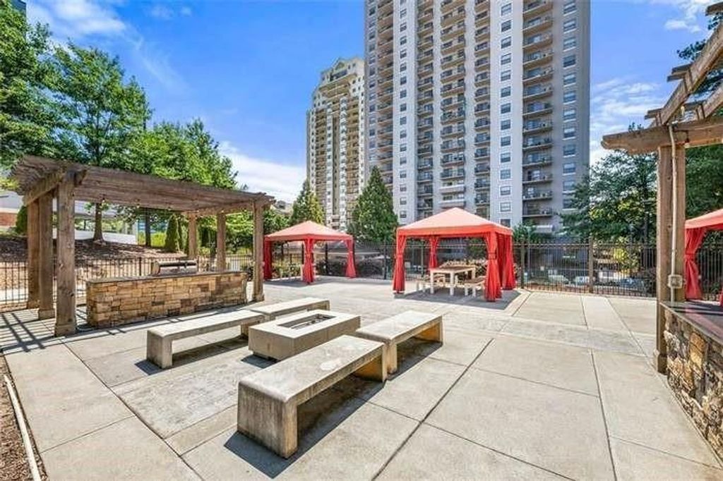 Image 1 of property listing at 795 Hammond Drive 1809, Atlanta, GA 30328