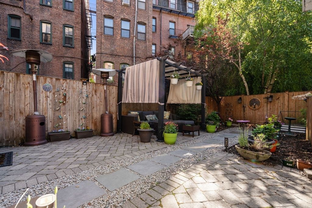 290 Columbus Ave 1, Boston, MA 02116