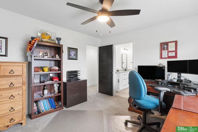 20817 Hartman Avenue, Elkhorn, NE 68022