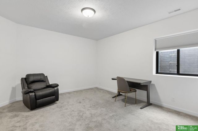 20817 Hartman Avenue, Elkhorn, NE 68022