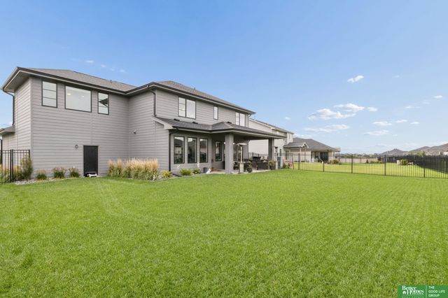 20817 Hartman Avenue, Elkhorn, NE 68022