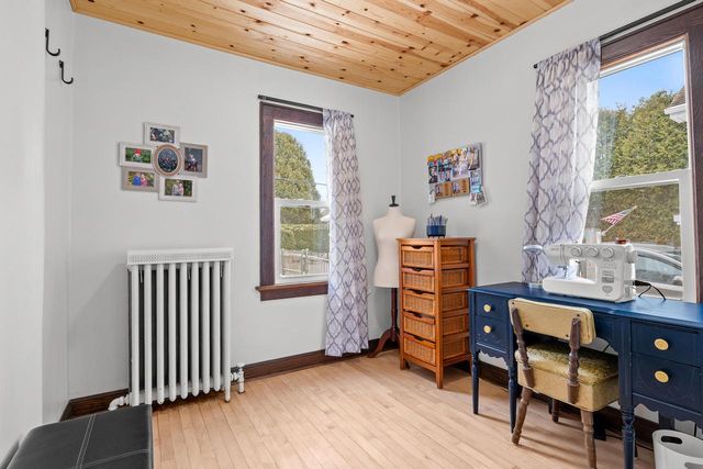 625 S 27th STREET, Manitowoc, WI 54220