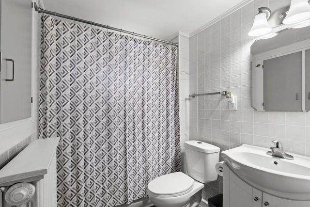 625 S 27th STREET, Manitowoc, WI 54220