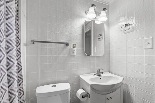 625 S 27th STREET, Manitowoc, WI 54220