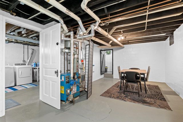 625 S 27th STREET, Manitowoc, WI 54220