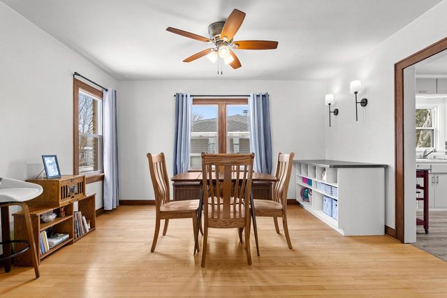 625 S 27th STREET, Manitowoc, WI 54220