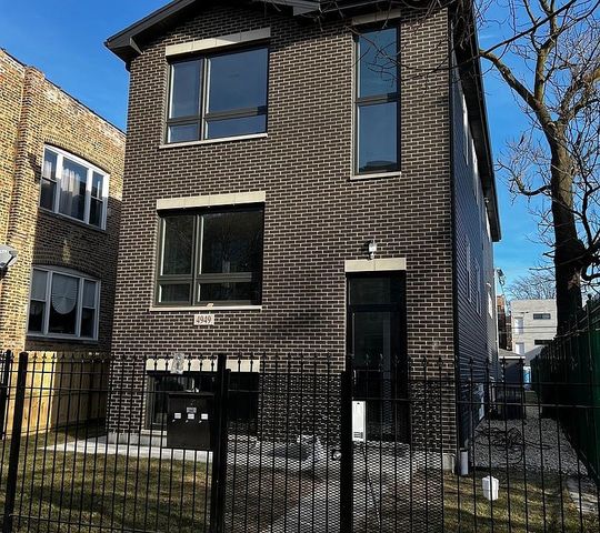 4949 S Wabash Avenue 3, Chicago, IL 60615