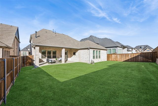 2560 Hampstead Lane, Carrollton, TX 75010