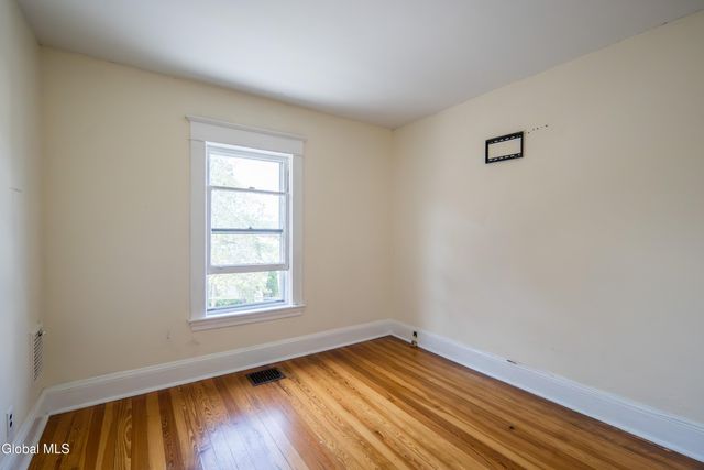 4 Frost Place, Albany, NY 12205