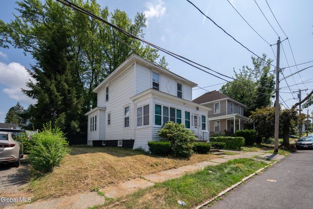 4 Frost Place, Albany, NY 12205