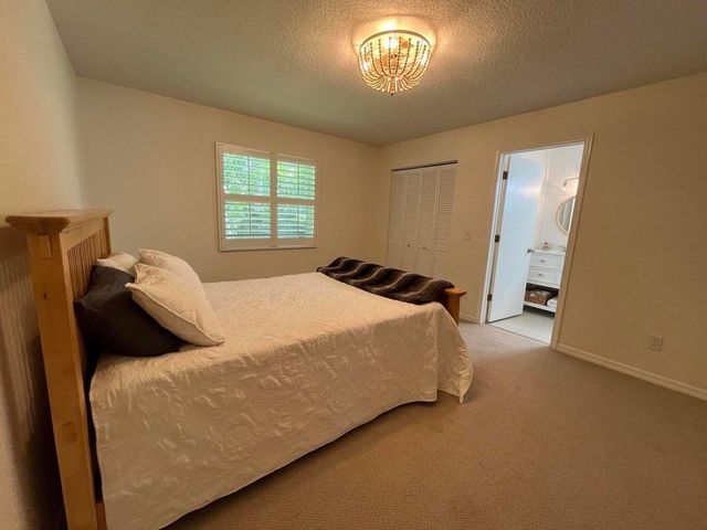 8014 SE Carlton Street, Hobe Sound, FL 33455