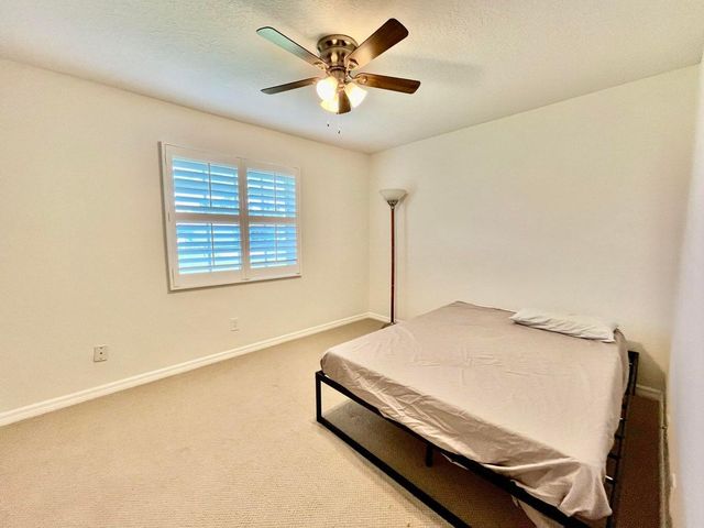8014 SE Carlton Street, Hobe Sound, FL 33455