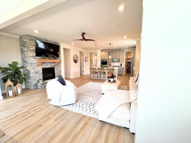 1005 Kirkpark Ct, Nolensville, TN 37135